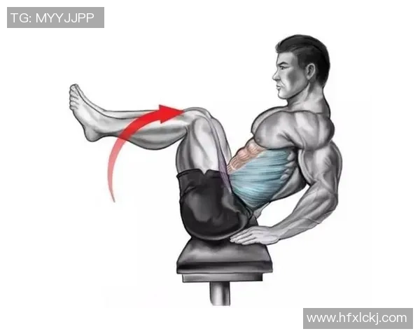 足球明星如何通过踢球锻炼出完美腹肌的秘诀与训练方法分享